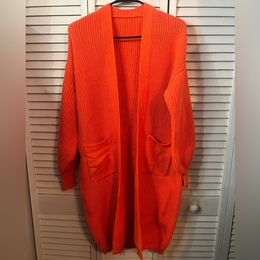 💕SHEIN Orange Cardigan